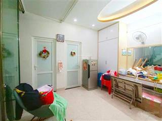Nhà hoàng diệu q4 4 lầu đúc  67m2 nở hậu kdc hiện huữ  giá 7 tỷ nhỉnh
