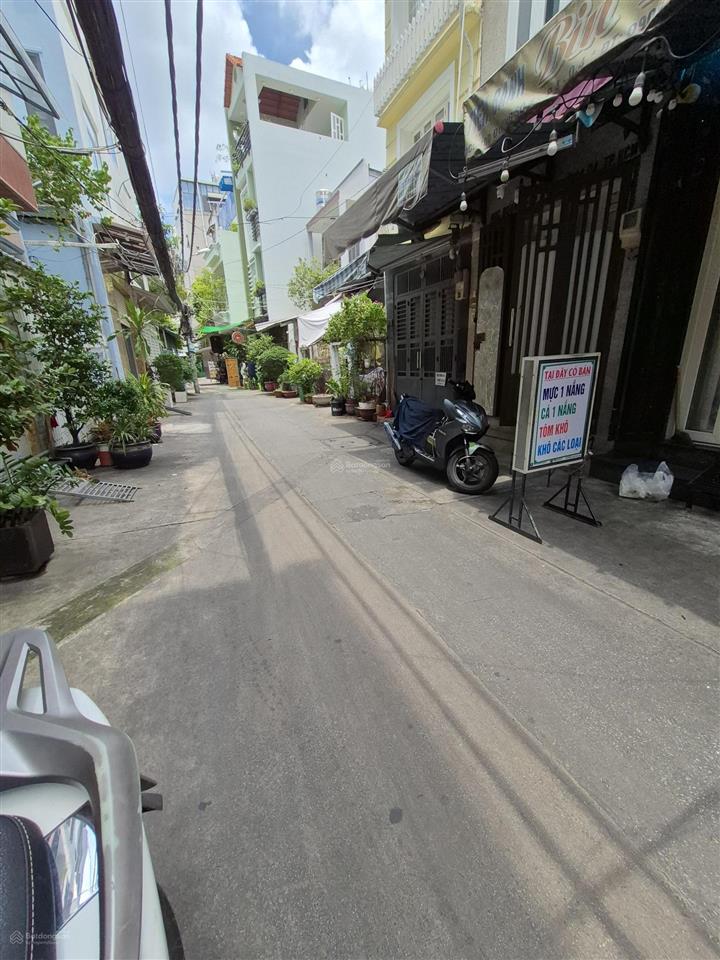 Mặt tiền đường số, q4  4 tầng  27.8m2  3pn  giá 4.6 tỷ