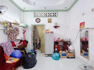 Nhà đẹp q4 2 lầu đúc  20m2  kdc hiện huữ  giá 2 tỷ nhỉnh