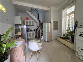 Nhà đẹp q1  3 lầu đúc  48m2 ngang 6,5m 4pn hẻm 4m giá 8 tỷ nhỉnh
