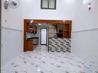 Nhà đẹp q4 4 lầu đúc  40m2 4pn ko qh chỉ 4 tỷ nhỉnh