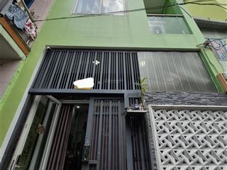Nhà đẹp q4 hẻm 3m 30m2  4 lầu đúc ko qh chỉ 4 tỷ nhỉnh