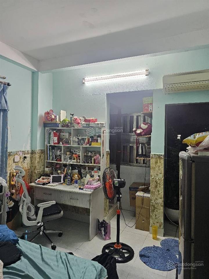 Nhà vĩnh khánh q4 4 lầu đúc  32m2 vuông vức ko qh chỉ 4.8 tỷ