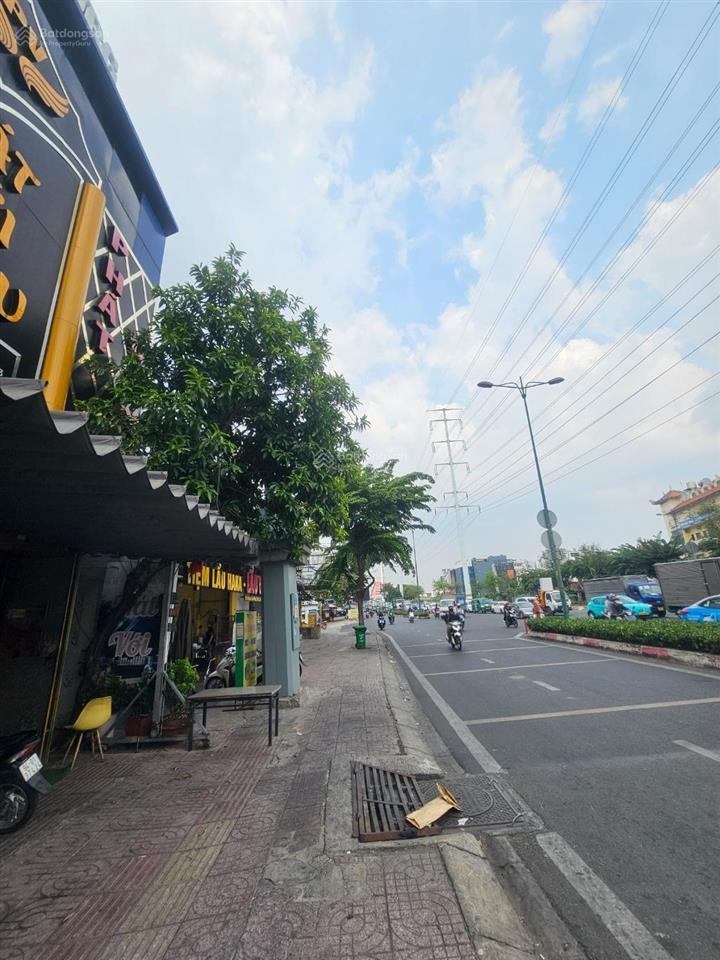 Nhà 6 tầng mặt tiền phạm văn đồng kế bên gigamall đang cho thuê 32tr/tháng hàng hiếm chỉ 8.8 tỷ