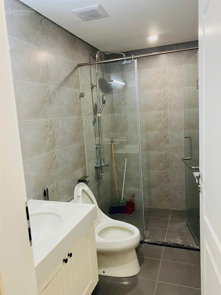 Bán căn hộ 1pn giá 3,7 tỷ cho căn hộ cao cấp , nội thất chất lượng . 0982 623 ***