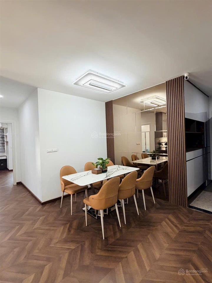 Hot  bán gấp căn hộ iris garden  135m2  3pn  tầng trung  hướng mát  full đồ đẹp mới  11.5 tỷ