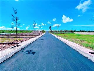 Bán lô đất đối diện quảng trường biển chỉ 800 triệu