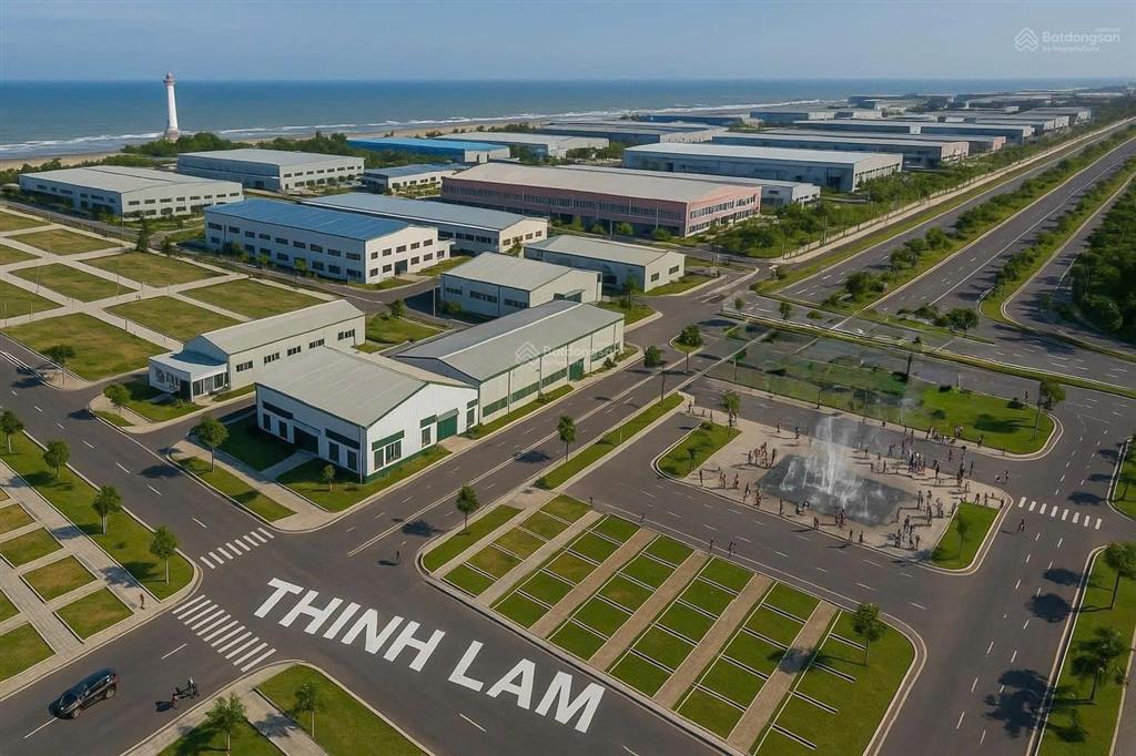 Bán lô đất đối diện quảng trường biển chỉ 800 triệu