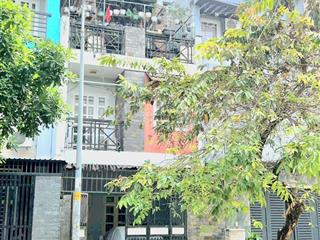 Cạnh phú mỹ hưng nhà 3 tầng 5x18m kdc view công viên quận 7 chỉ 11,9 tỷ