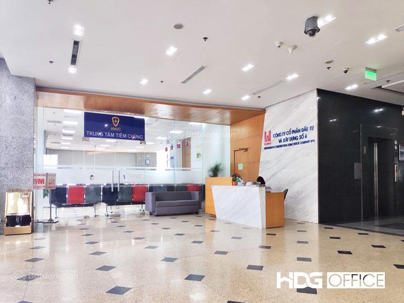 Bql cho thuê văn phòng icon4 diện tích 200m2 có cắt từ 80m2 có sẵn nội thất đẹp vào được luôn