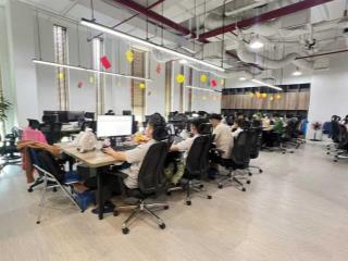 Bql chính chủ cho thuê văn phòng hh4 sông đà phạm hùng 500m2 cắt 100m2, 200m2, 300m2 có đồ nội thất