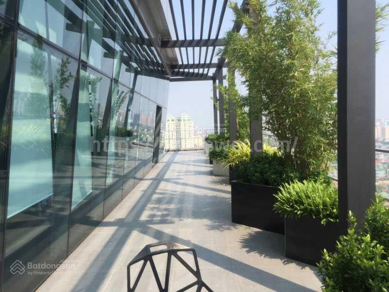 Bql cho thuê văn phòng cmc duy tân 500m2 cắt 80m2 view đẹp sẵn nội thất hạng b