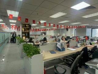 Nhượng văn phòng ceo phạm hùng 500m2 cắt nhỏ nhất từ 100m2 có sẵn nội thất luôn vào làm việc