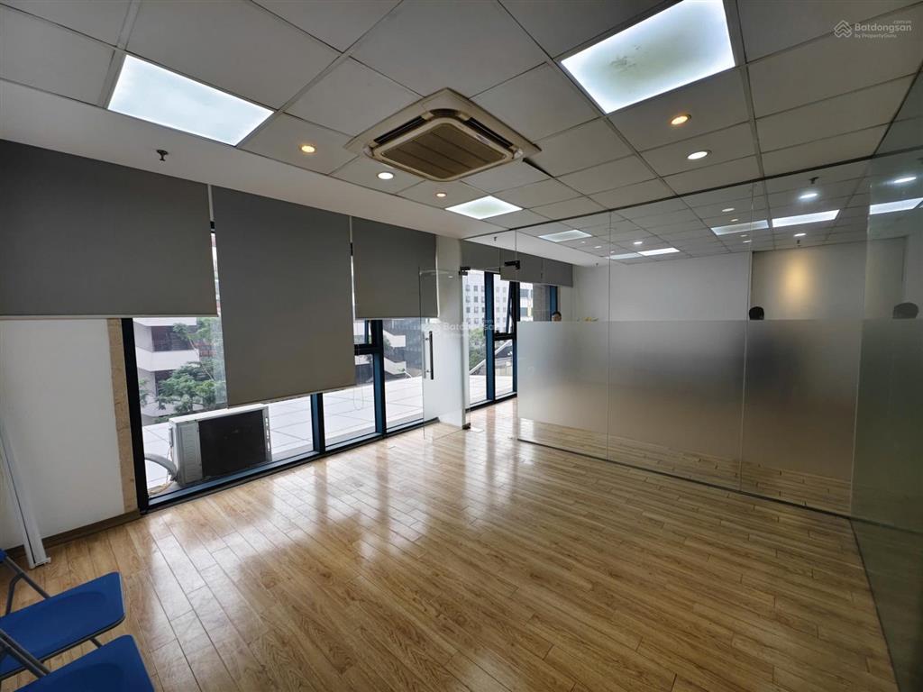 Bql n05 hoàng đạo thúy 500m2 cắt nhỏ từ 100m2 có nội thất cho thuê vp theo yêu cầu