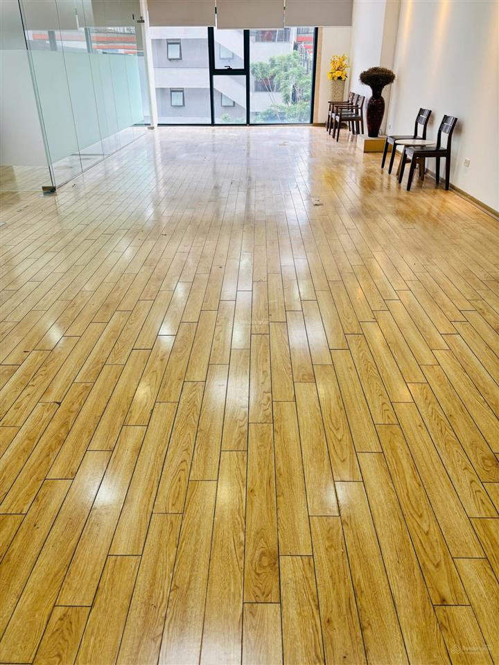 Bql n05 hoàng đạo thúy 500m2 cắt nhỏ từ 100m2 có nội thất cho thuê vp theo yêu cầu