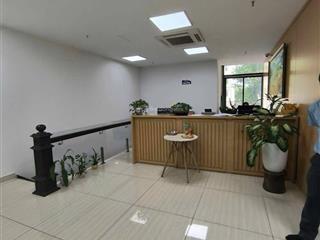 Chính chủ bán sàn văn phòng thương mại khối đế toà hh epic home 300m2, đường phạm văn đồng