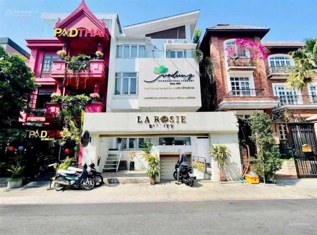 Hàng hiếm khu phan xích long đường hoa, q. phú nhuận 8x18m 4 tầng  hđt 110 triệu  gía 51 tỷ