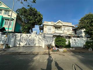 Mt lớn ngang 20m view công viên bình lợi giá siêu tốt 87trieu/m2 ( 20,5x15,54 lầugía 28 tỷ