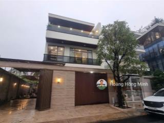 Bán biệt thự mặt tiền 204 nguyễn văn hưởng, q2. dt 10x16m 3 tầng áp mái giá chỉ 33 tỷ  siêu đẹp