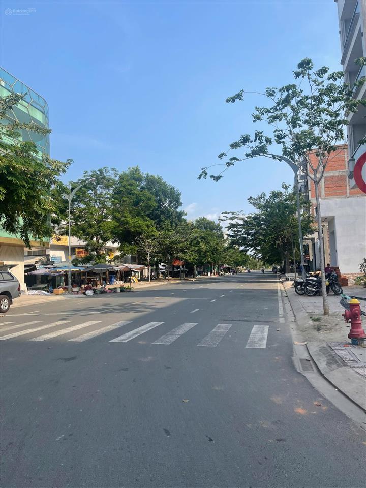 Siêu phẩm góc 2 mặt tiền (10x16) ngay lương định của, hầm 5 tầng khan hiếm tại khu vực q2