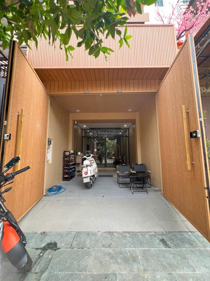 Hàng hiếm  chính chủ gởi bán gấp nhà mặt tiền bùi tá hán  q2 thiết kế đẹp (4x20m) 4 tầng