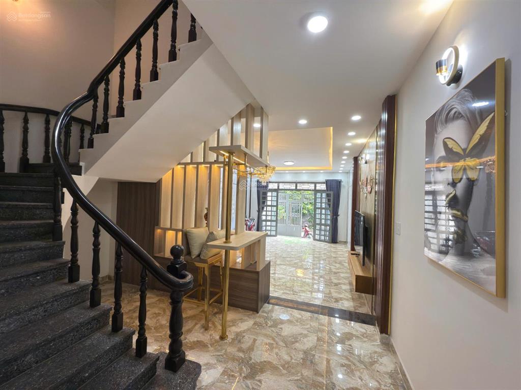 Bán nhà phố 4 tầng khu compound (5x16)  mặt tiền đường số 22  trần não  quận 2