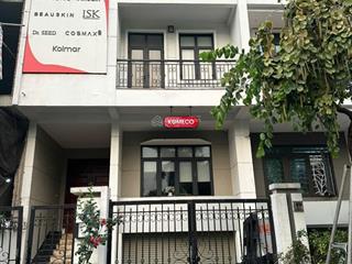 Cho thuê nhà liền kề hdi vũ phạm hàm. dt 100m2*4t, 1 hầm*mt 6m. giá 50tr/th