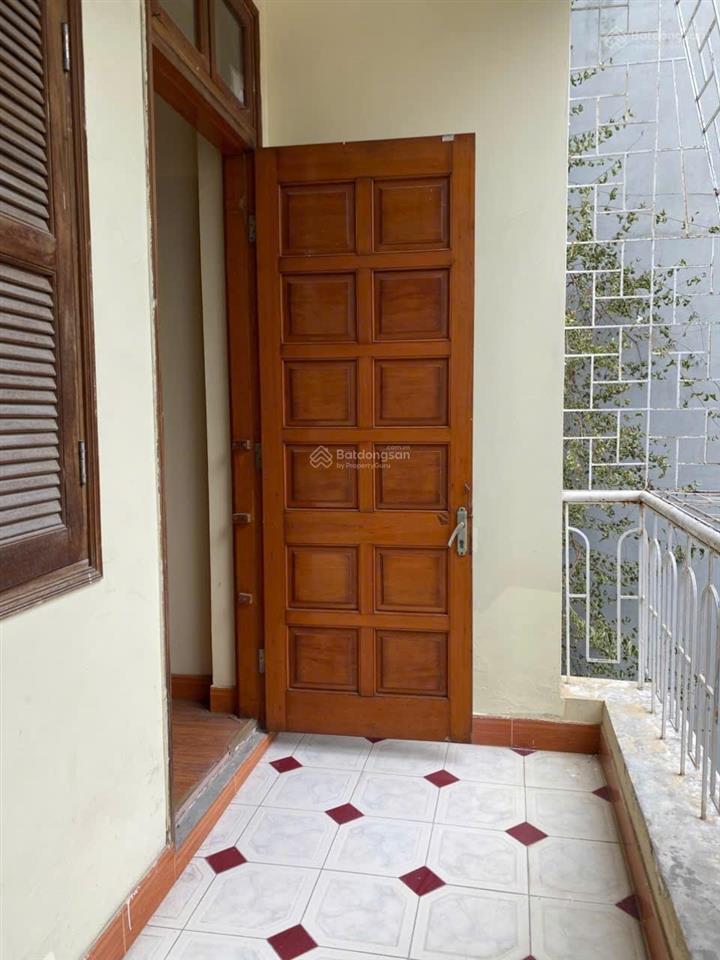 Cho thuê nhà riêng nguyên căn ngõ 67 thái thịnh. dt 55m*4t*mt 4m, đcb. giá 13tr/th