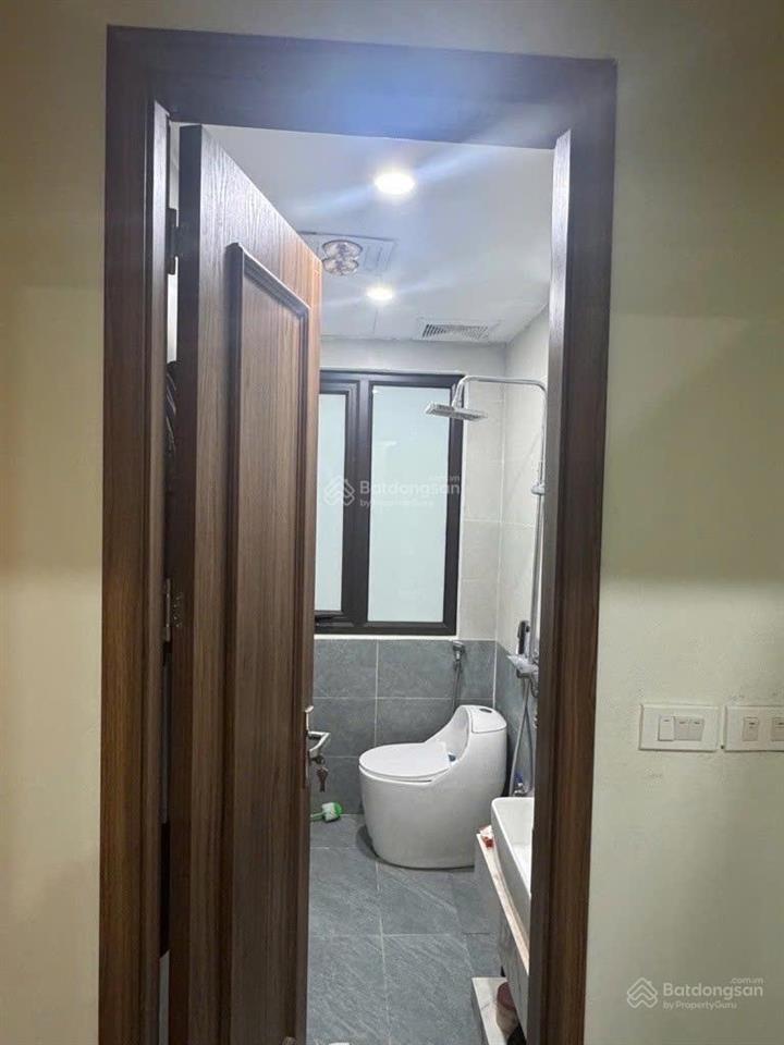 Cần bán nhà gấp gần kđt vin tây mỗ, ô tô đỗ, tránh, nhà mới 5 tầng, diện tích 45m2, giá bán 5 tỷ x