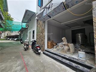 Cần bán nhà gấp gần lê quang đạo, lô góc, ô tô vào nhà, sân rộng, dt 60m2 xây 5 tầng, giá bán 6tỷ5