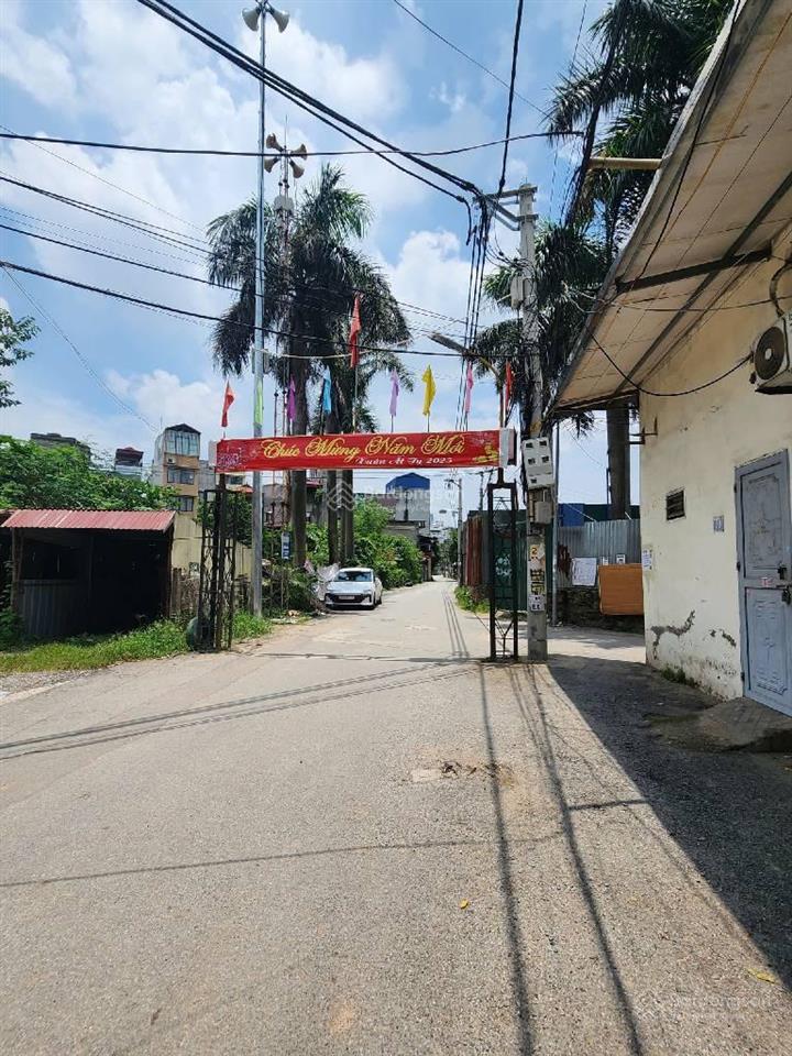 Cần bán nhà gấp gần lê quang đạo, lô góc, ô tô vào nhà, sân rộng, dt 63m2 xây 5 tầng, giá bán 6 tỷ5