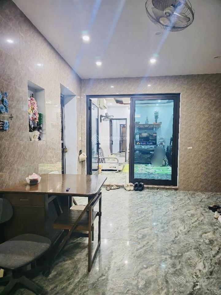 Bán ch hồ việt xô phố tây kết q. hbt giáp hoàn kiếm ô tô đỗ chân cầu thang 80m2 4.15 tỷ tl
