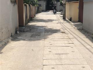 Bán gấp mảnh đất ỷ la, dương nội xây ccmn, chdv quá đẹp, gần phố, giá rẻ