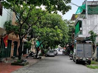 Hoa hậu đa sỹphân lô vỉa hè ô tô tránhgần ngã 5 hà trì đa sỹgiá đầu tư