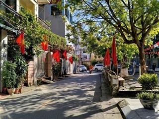 Bán đất tặng nhà gần ngã 4 bà triệu đa sỹ hà trì,2 thoáng,ngõ rộng,80m ra ô tô,giá đầu tư