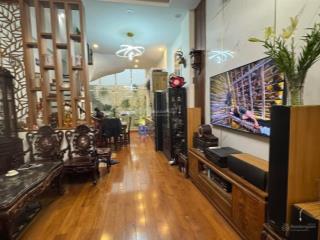 Chính chủ bán nhà vĩnh hưng. dt 39m2. mt 4m. 4 tầng, 4 phòng ngủ. 4vs. giá 6,5 tỷ