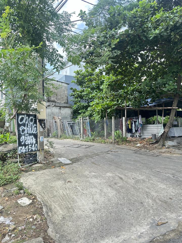 Đất kiệt ô tô đường hồ thấu (sát biển)