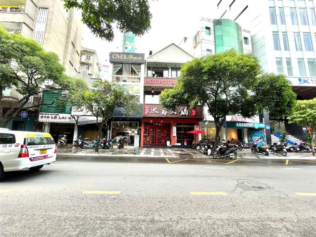 Siêu vị trí, nhà mặt tiền lê lai, quận 1  8x25m  3 tầng  hđ thuê 600tr/tháng  giá 200 tỷ