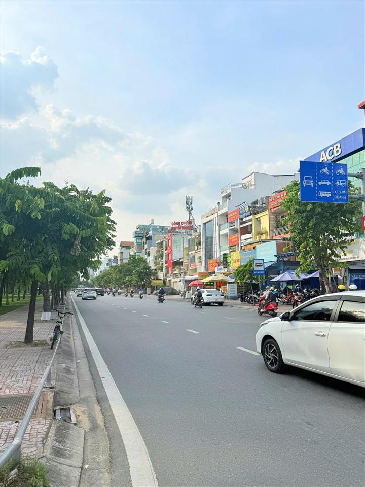 Cực tốt, mặt tiền trần quốc toản, ngang 20m, tổng 650m2, ctxd 2 hầm + 10 tầng. giá 270 tỷ