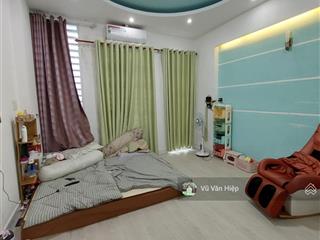 Bán nhà mặt tiền 3 lầu 4x19m ngay kdc nam hùng vương, khu vip không ngập nước chỉ 7.6 tỷ tl