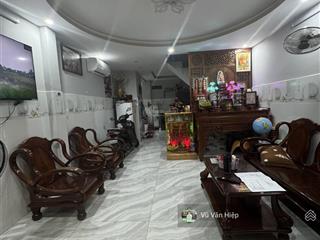 Nhà mới hxh 2 lầu hẻm 231 bình tiên, 4.5x13 bán 6.4 tỷ thương lượng
