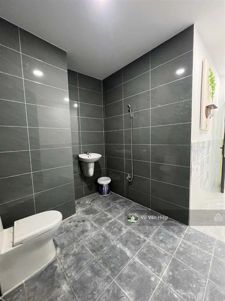 Nhà 3 tầng 40m2 gồm 4 pn 3wc chỉ nhỉnh 4 tỷ hẻm 231 bình tiên