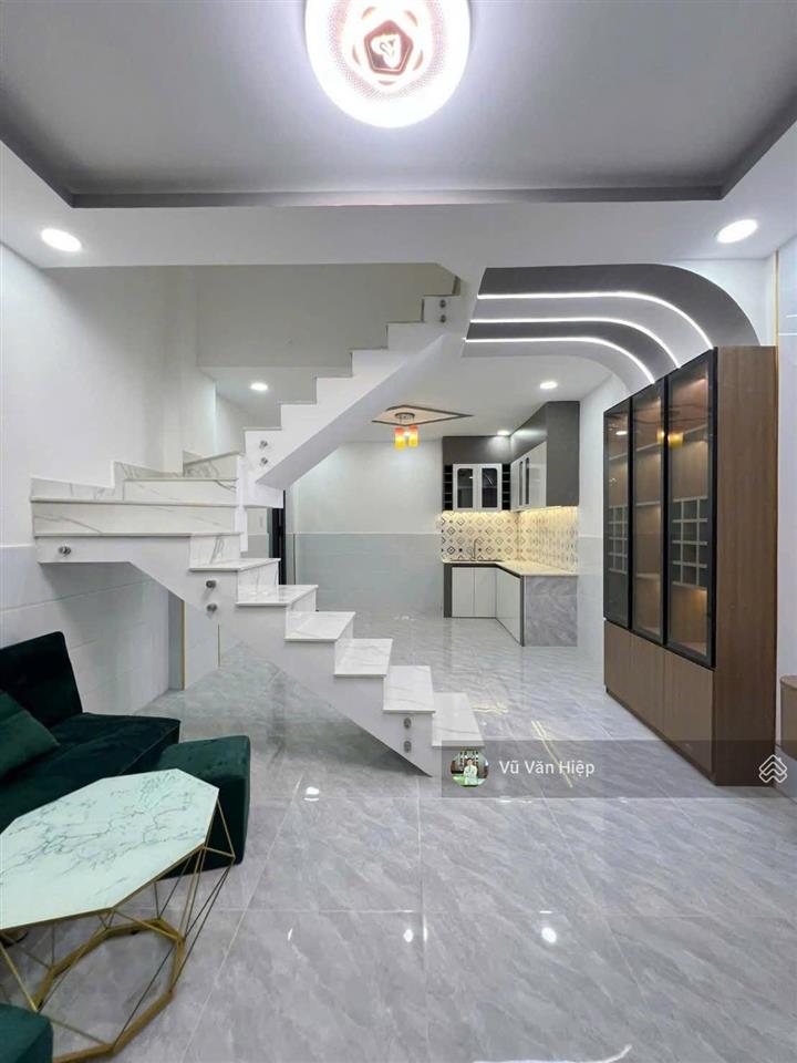 Nhà 3 tầng 40m2 gồm 4 pn 3wc chỉ nhỉnh 4 tỷ hẻm 231 bình tiên