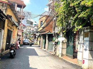 Bán nhà phố hoàng hoa thám  ô tô tránh ngõ thông dt 110m2mt 6m, giá 28 tỷ
