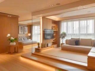 Chính chủ bán căn góc vip đông nam 136m2.  0976 493 ***