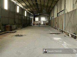 Cho thuê xưởng 800m2 phan văn hớn, q12