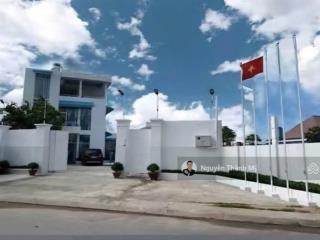 Cho thuê xưởng sạch đẹp 1300m2 dương công khi