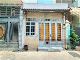 Nhà cấp 4 hẻm xe hơi 4x12m ngay chợ chó tân chánh hiệp
