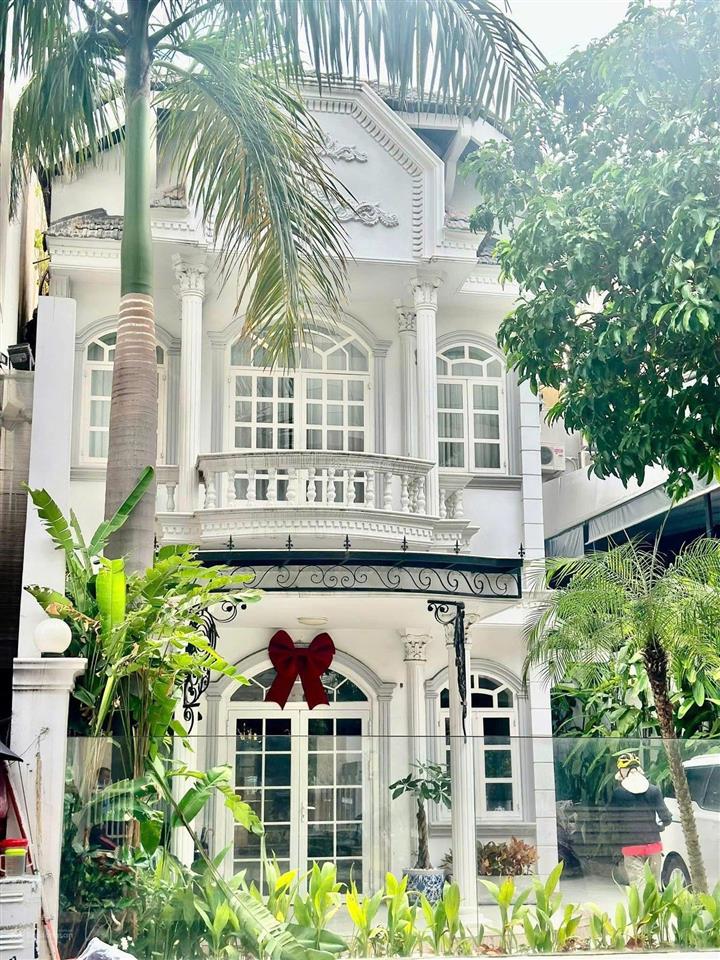 Giảm 10 tỷ bán biệt thự mt trương định, p. 6, q. 3  8,6x39m  biệt thự hầm 3 tầng  giá 85 tỷ