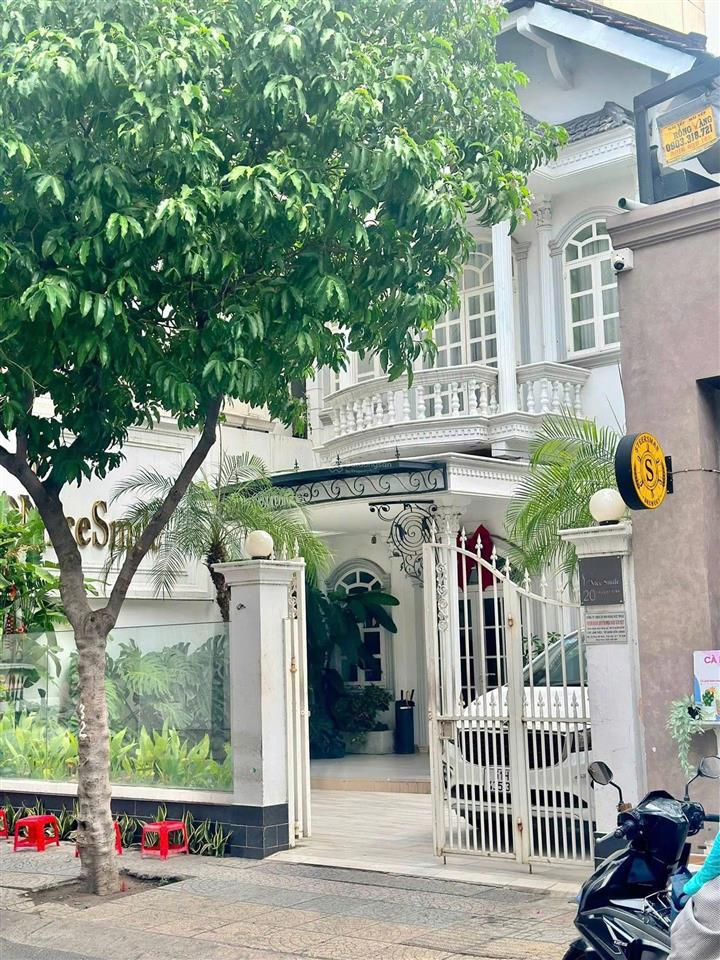 Giảm 10 tỷ bán biệt thự mt trương định, p. 6, q. 3  8,6x39m  biệt thự hầm 3 tầng  giá 85 tỷ